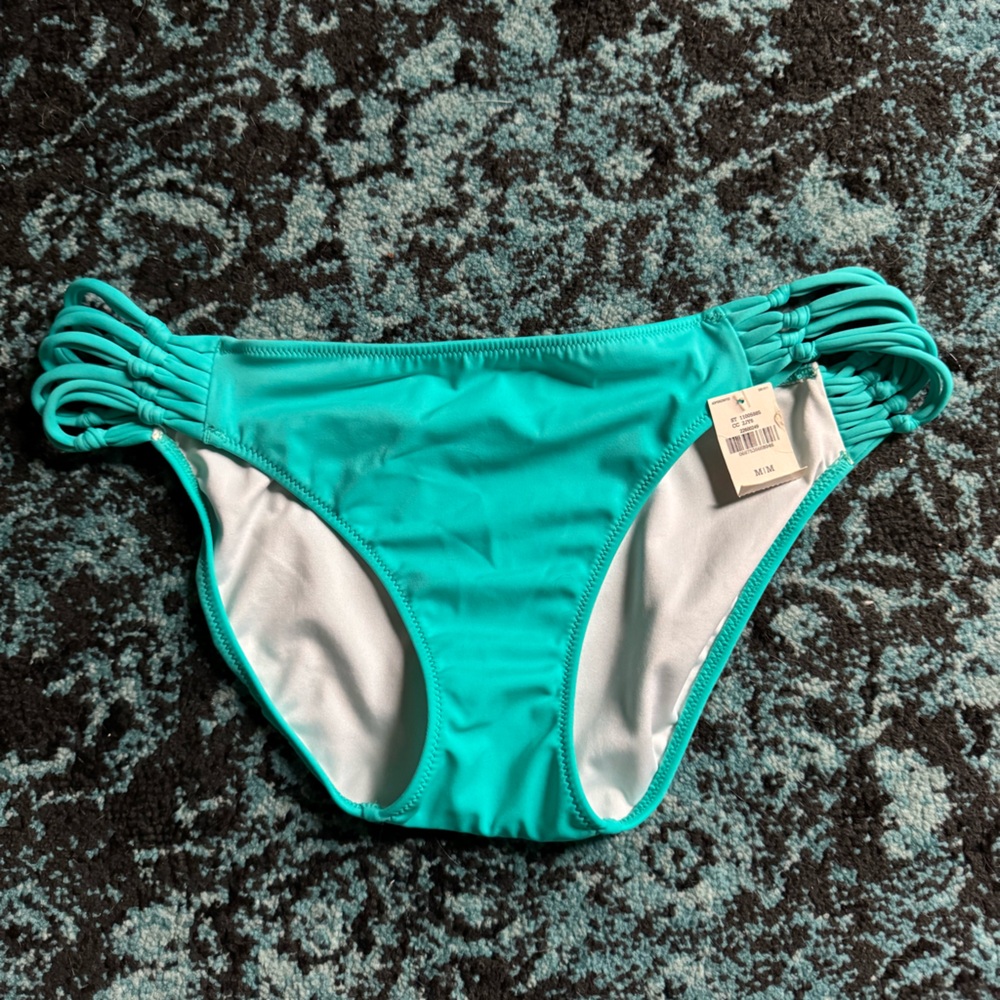 VS PINK swim bottom in hip hugger fit. Size medium. NWT